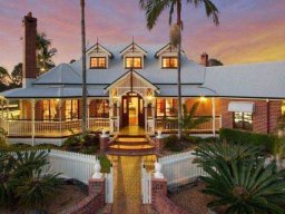 multilight-and-panelled-doors-70