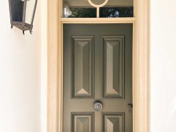 contemporary-pivot-door-entries-116