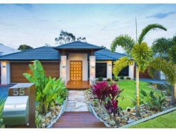 contemporary-pivot-door-entries-13