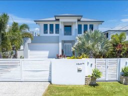 contemporary-pivot-door-entries-48