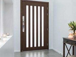contemporary-pivot-door-entries-52