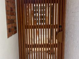 custom-gates-50